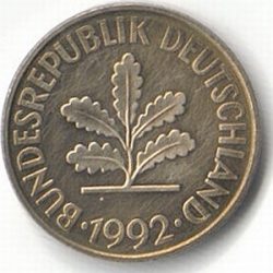 Ветвь дуба. Этот национальный символ Германии практически без изменений был перенесен с разменной монеты - пфеннига