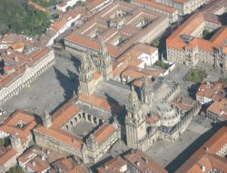 Кафедральный собор Сантьяго-де-Компостела, вид с воздуха
