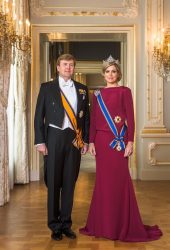 Король Нидерландов Виллем-Александр и королева-консорт Максима